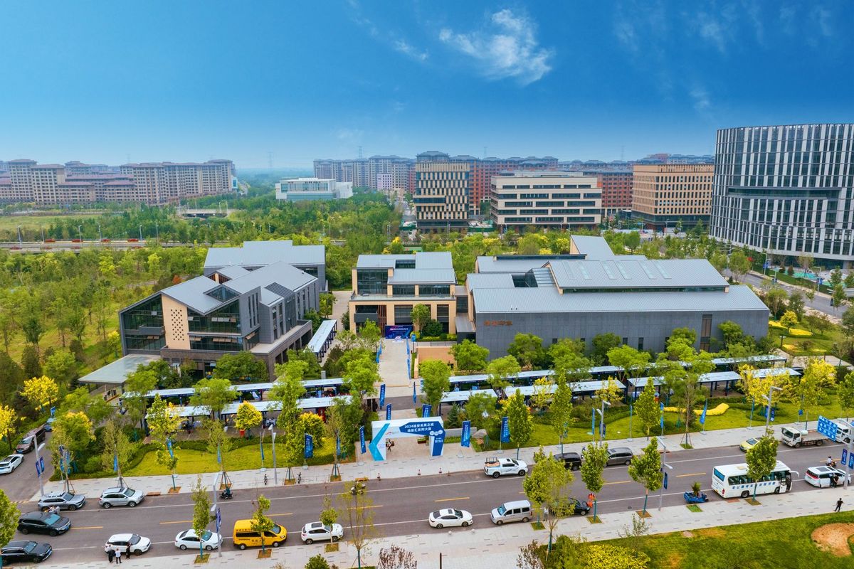 城市绿廊公建群